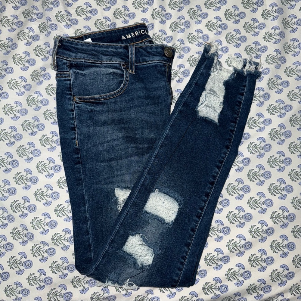 American Eagle Distressed Skinny Jeans